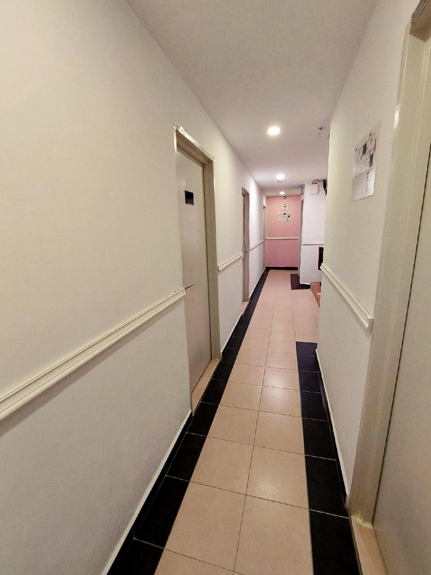 Good2stay Budget L Lift L Coway Water L Wifi6 L Laundromat 2*